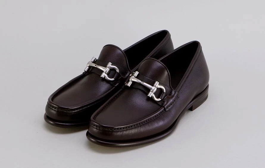 SALVATORE FERRAGAMO meN's LOAFERS mason shoes 男鞋 皮便鞋 обувь мокасины 100%AUT.ci8u